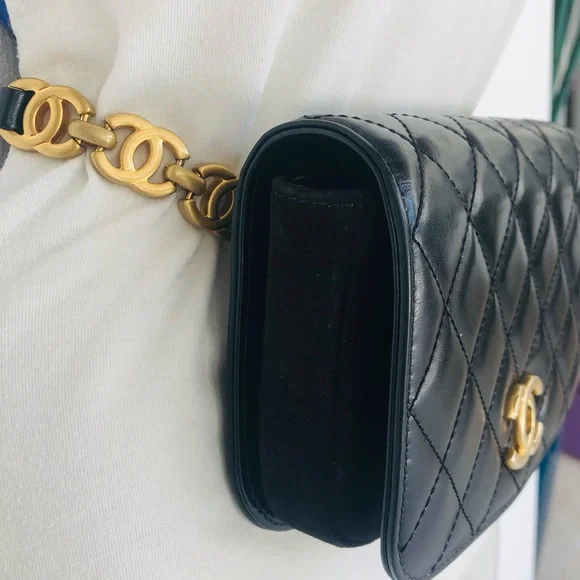 CHANEL Black Quilted Lambskin / Suede Mini Belt Bag with Gold CC Hardware - Picture 2 of 11